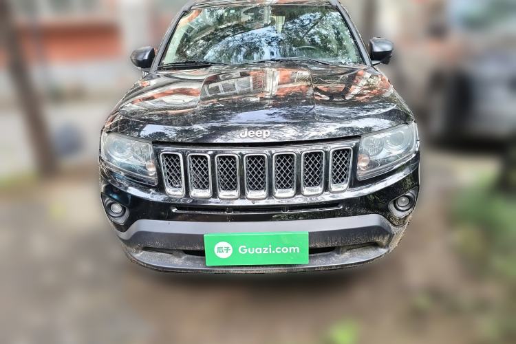 Used Jeep Compass 2013 2.4L four-wheel-drive sport version