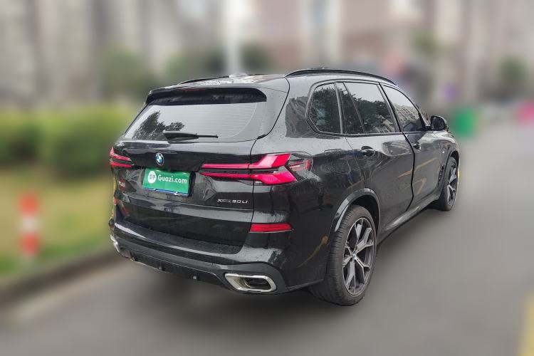 Used BMW X5 2025 Model, xDrive 30Li Prestige M Sport Night Package
