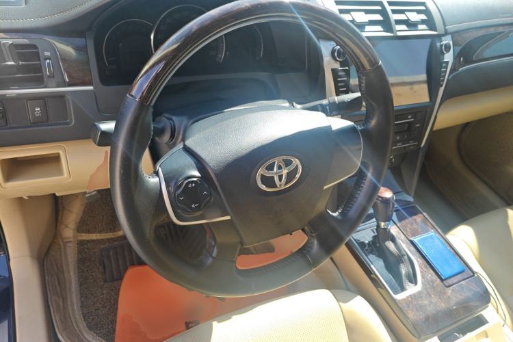 Used Toyota Camry 2016 2.0G 10th Anniversary Leading Edition