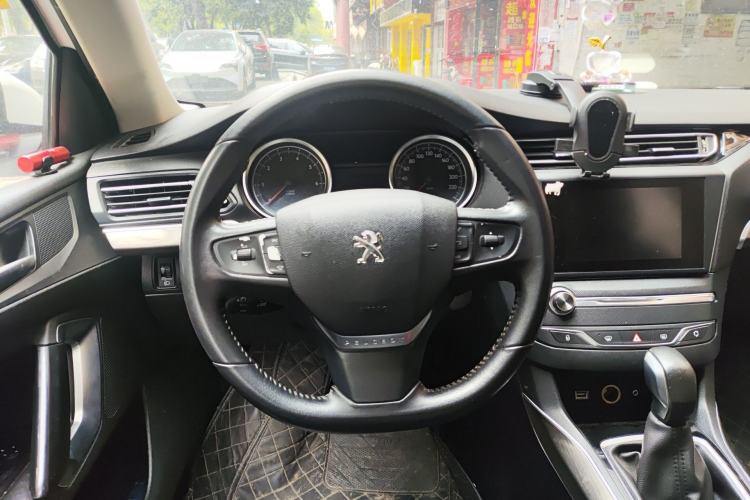 Used Peugeot 408 2016 1.6T Automatic Luxury Edition Steering Wheel
