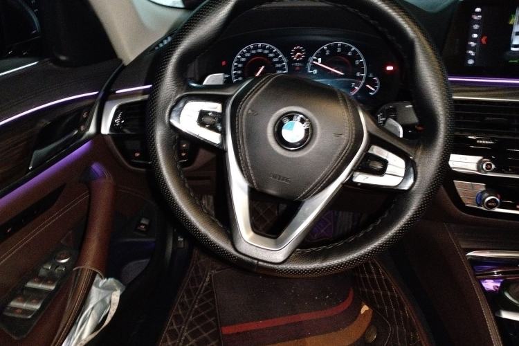 Used BMW 5 Series 2019 Facelifted 530Li Leading Edition Luxury Package
