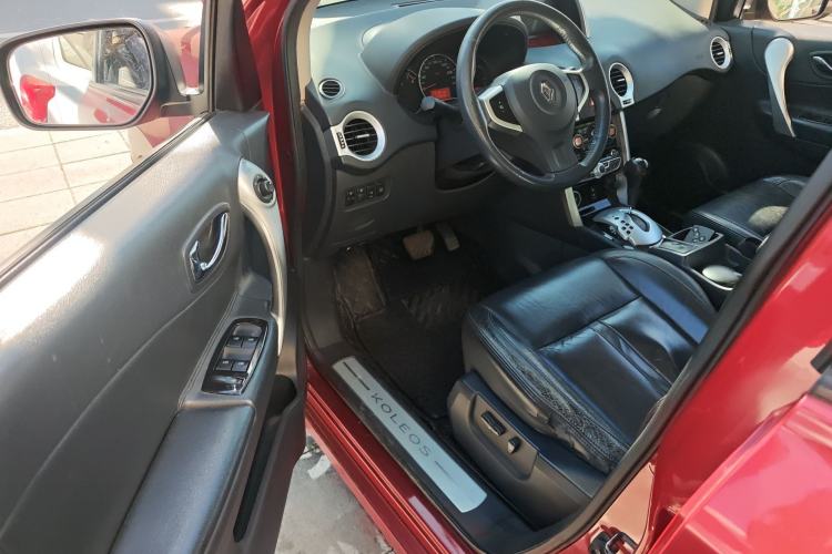 Used Renault Koleos 2010 2.5L Two-Wheel-Drive Luxury Version Driver Seat