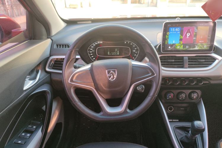 Used Baojun 510 2017 1.5L manual Comfort trim