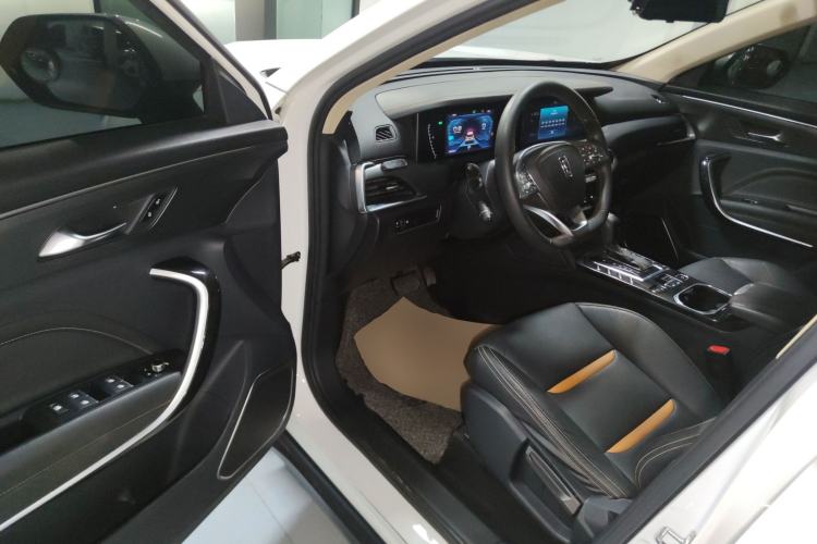 Used Bestune T77 2019 230 TID Automatic Luxury Version China VI Emission Standard