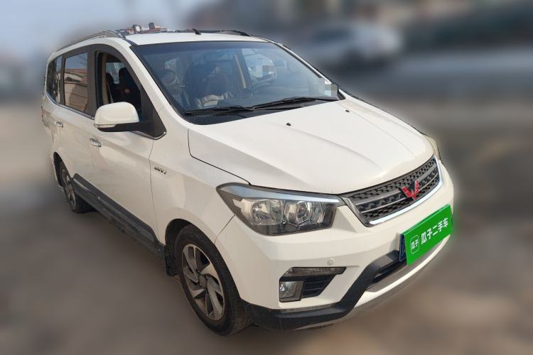 Used Wuling Hongguang 2016 1.5L S1 Deluxe Model China V-standard
