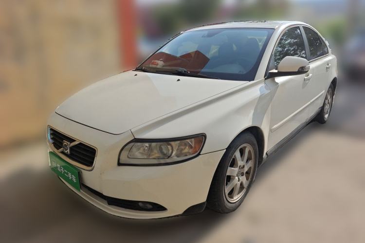 Used Volvo S40 2010 2.0L Automatic ZhiShang Edition