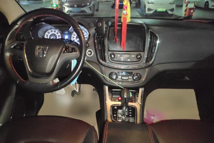 Used Baojun 560 2016 1.8L iAMT Luxury Model
