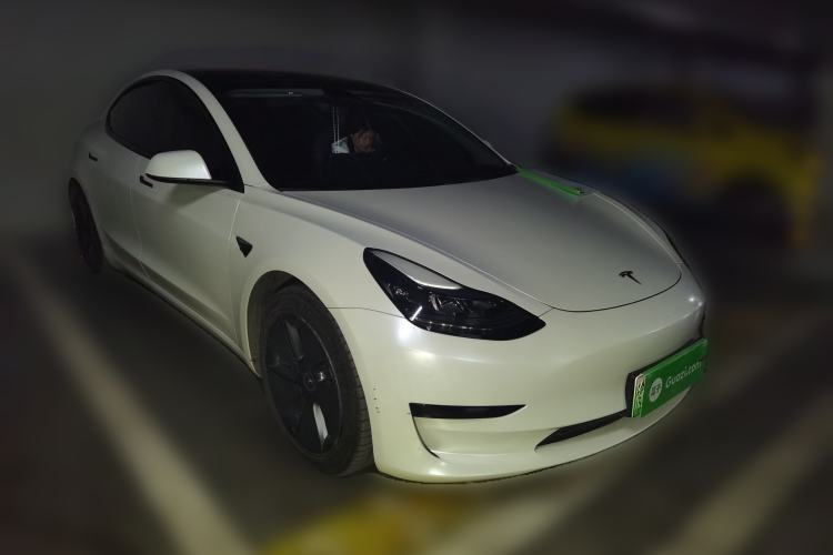 Used Tesla Model 3 2022 Rear-Wheel-Drive Version Front Right 45 Deg