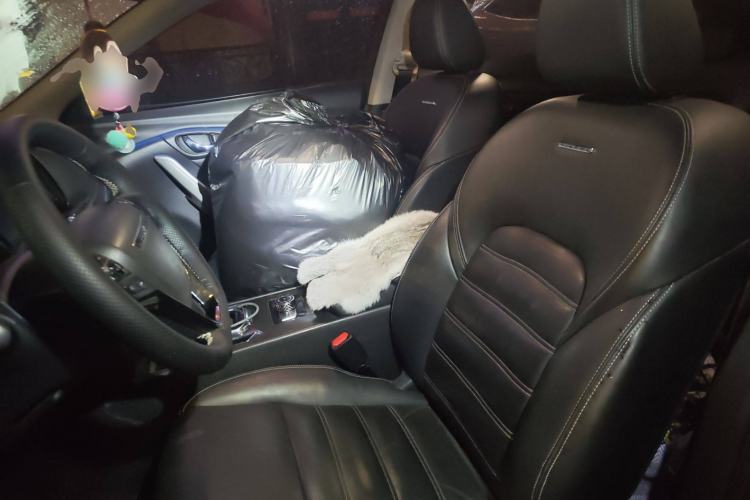 Used Venucia T90 2017 2.0L CVT Leading Edition
