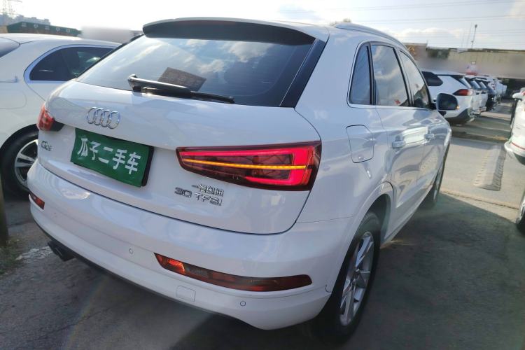 Used Audi Q3 2017 30 TFSI Fashion Model
