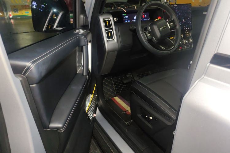 Used iCAR V23 2025 501 Four-Wheel Drive Intelligent Driving Version Driver Seat