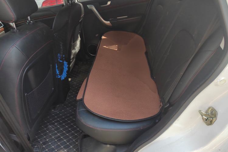 Used Haval H6 2015 Revised Version Sport Edition 1.5T Manual Transmission Two-Wheel Drive Elite Grade
