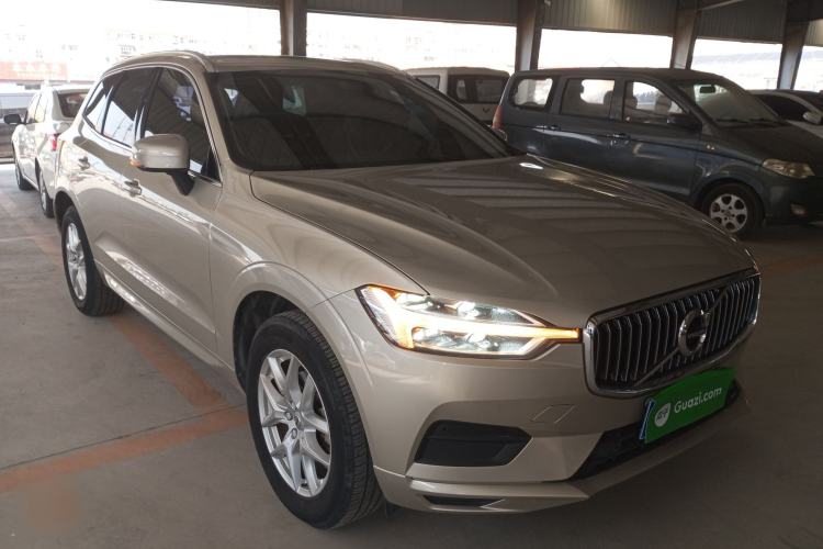 Used Volvo XC60 2019 T5 4x4 Smart Edition China VI Standard