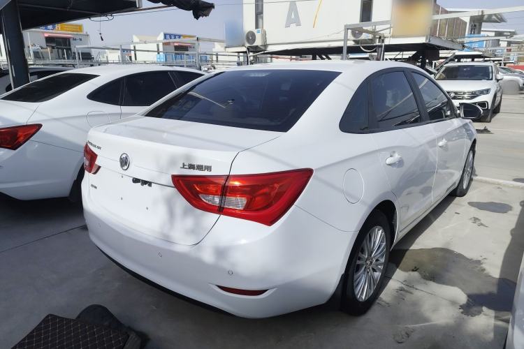 Used Buick GT 2015 15N Automatic Elite Version
