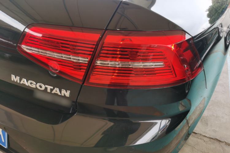 Used Volkswagen Magotan 2019 330TSI DSG Luxury Version China VI Standard
