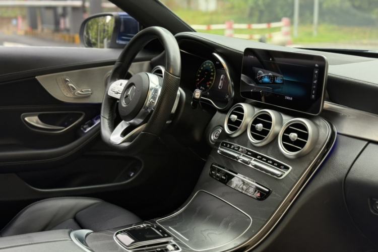 Used Mercedes-Benz C-Class 2020 C 260 Coupe Interior 2