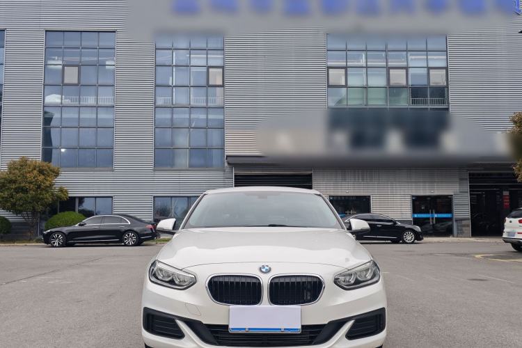 Used BMW 1 Series 2020 120i Fashion Model Exterior 7