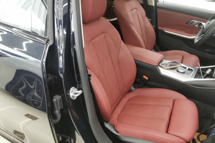 Used BMW 3 Series 2025 330Li M Sport Shadowline Package