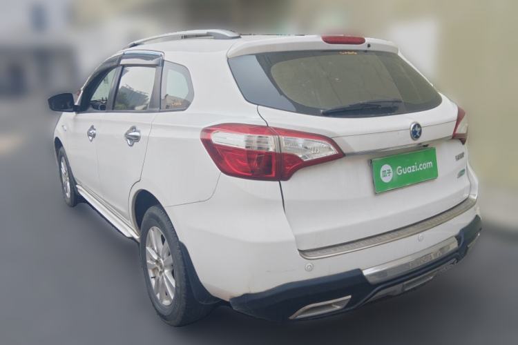 Used Venucia T70 2015 2.0L CVT Smart Choice Edition