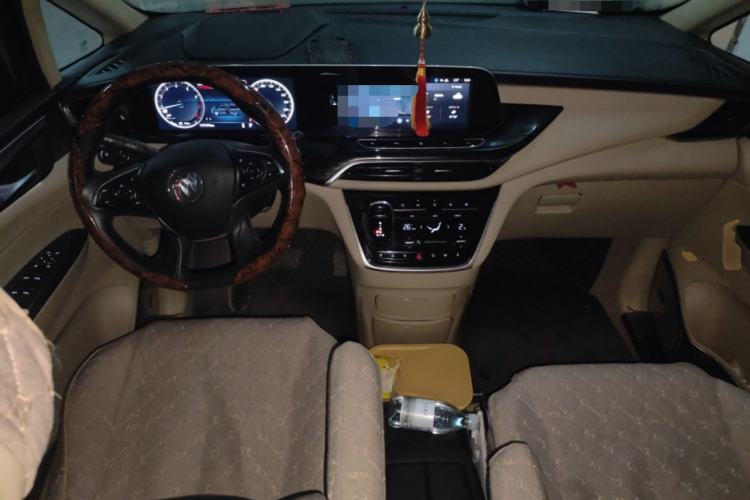 Used Buick GL8 2022 ES Landtrek 653T Luxury Edition Center Console