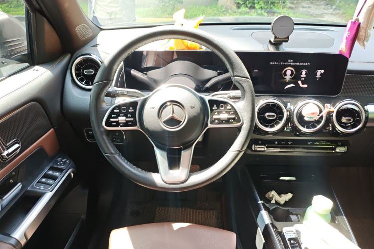 Used Mercedes-Benz GLB 2020 GLB 200 Dynamic Edition Steering Wheel