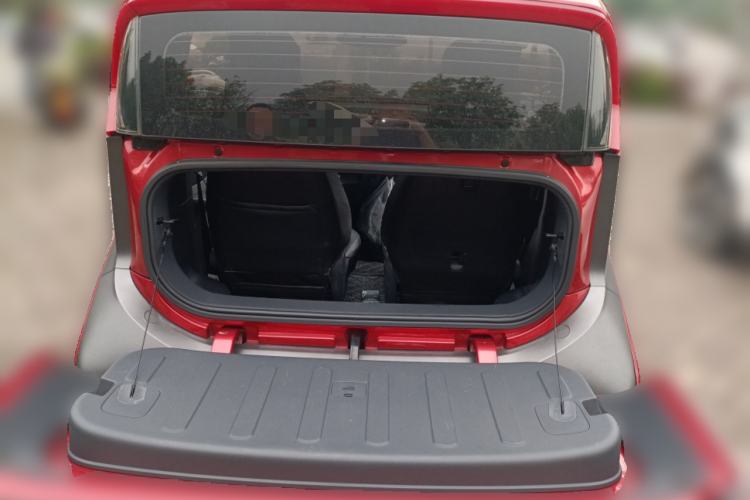 Used Baojun E200 2018 Intelligent Driving Edition Trunk