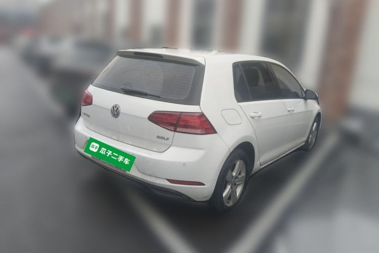 Used Volkswagen Golf 2018 1.6L Automatic Fashion Model Rear Right 45 Deg