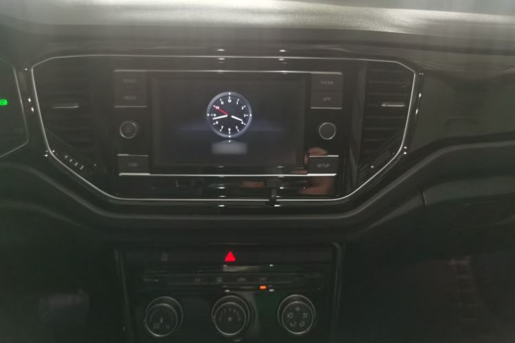 Used Volkswagen T-ROC 2018 280TSI DSG Two-Wheel Drive Comfort Version China VI Standard Audio And AC Panel