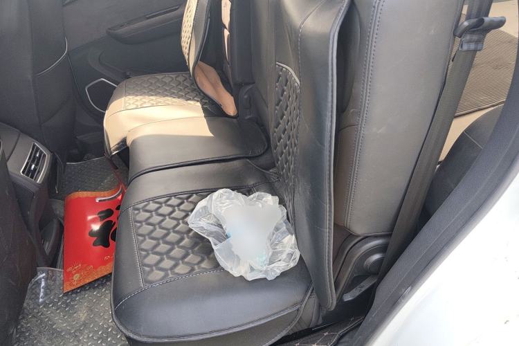 Used Sinotruk VGV U70 2020 1.5T Automatic Smart Luxury 7-Seater
