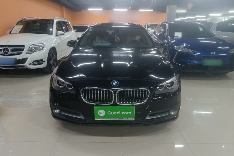 Used BMW 5 Series 2014 520Li Elegant Model
