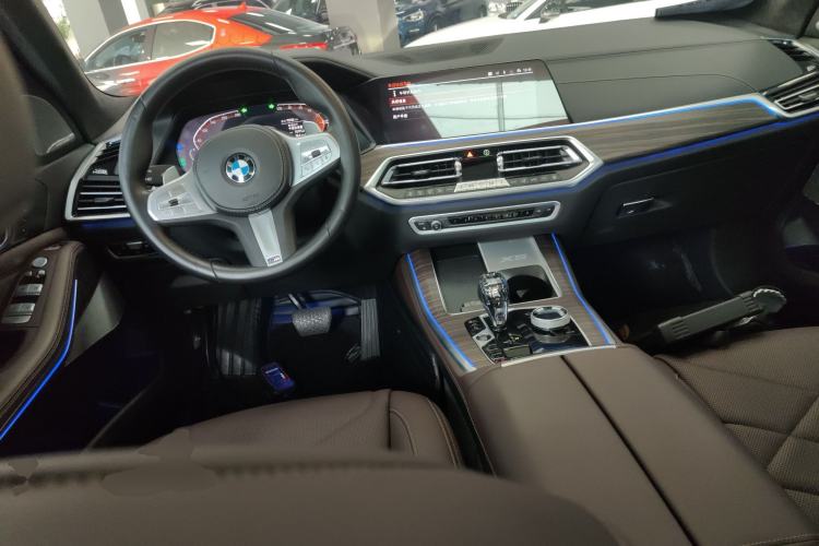 Used BMW X5 2022 Restyled xDrive 40Li M Sport Package
