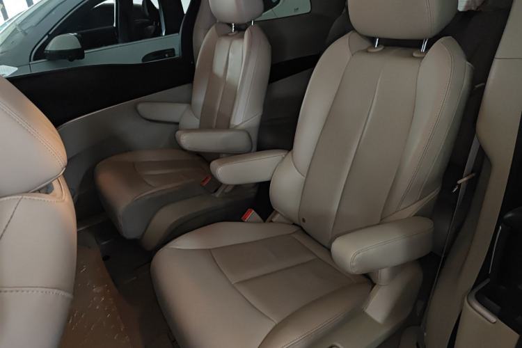 Used Buick GL8 2018 28T Luxury Model China VI Standard