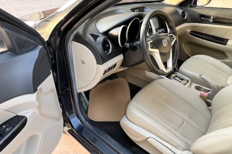 Used Changan Eado 2014 1.6L Automatic Prestige Model