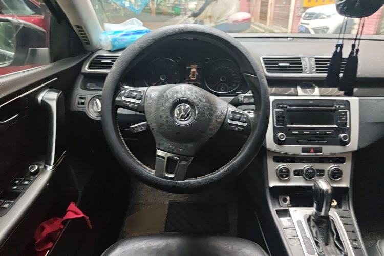 Used Volkswagen Magotan 2012 Revised 1.8TSI Luxury Version