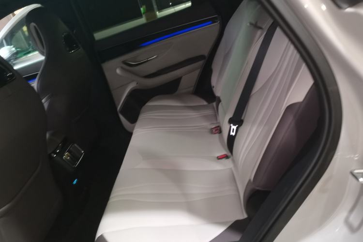 Used BYD Song PLUS New Energy 2025 DM-i Intelligent Driving 160KM Flagship Model
