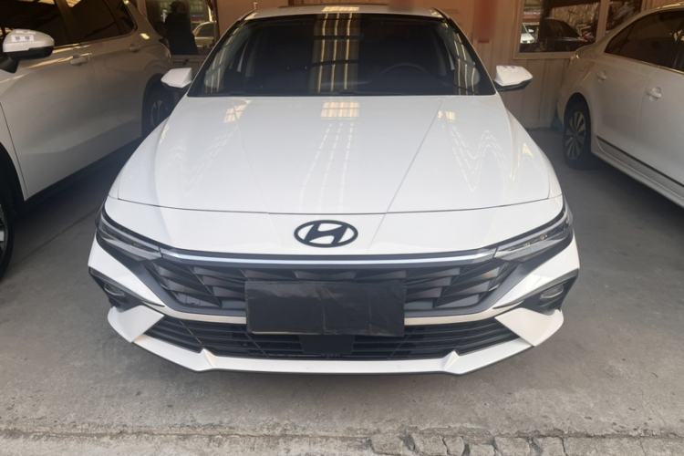 Used Hyundai Elantra 2023 1.5L CVT GLX Elite Edition
