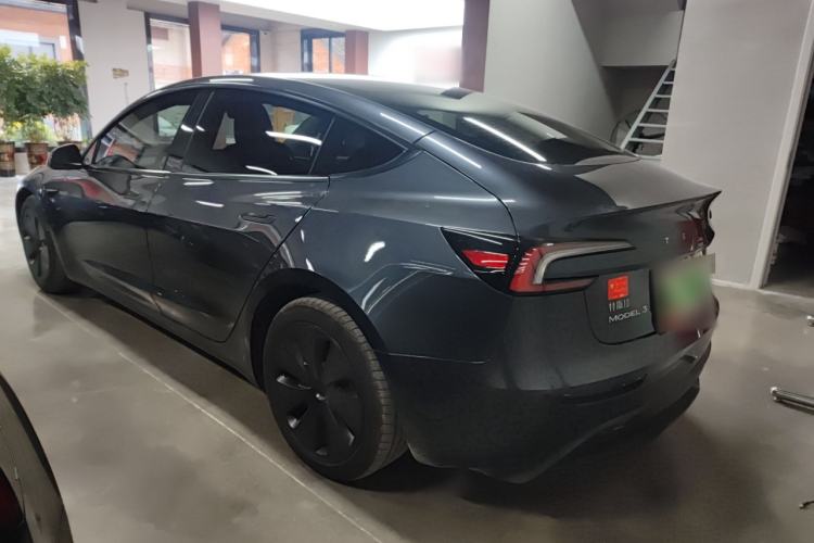 Used Tesla Model 3 2025 Rear-Wheel-Drive Version
