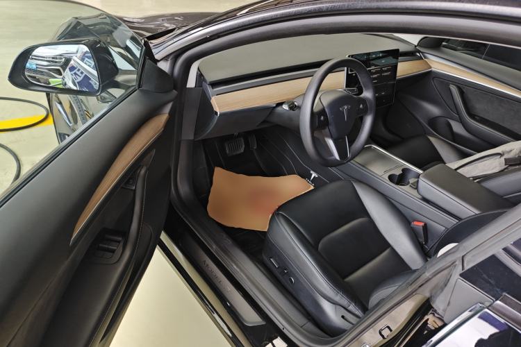 Used Tesla Model 3 2022 Rear-Wheel-Drive Version