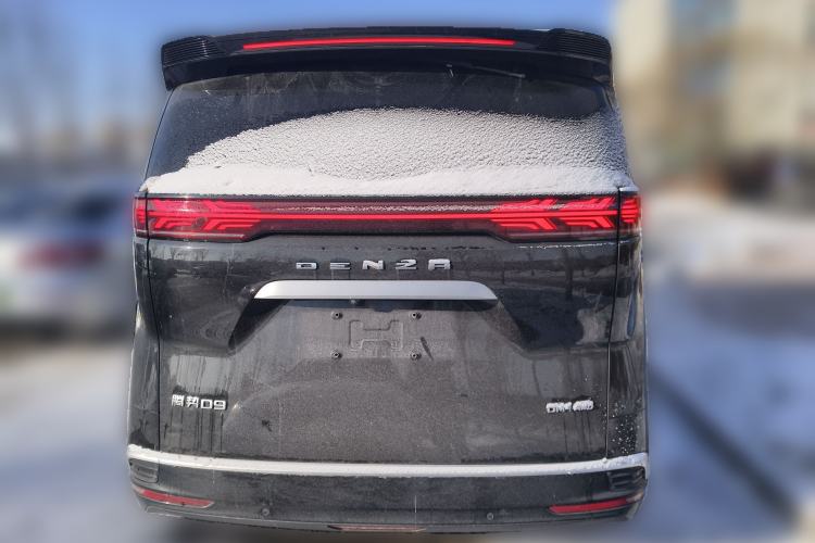 Used Denza D9 2022 DM-i 970 Four-Wheel Drive Flagship Model