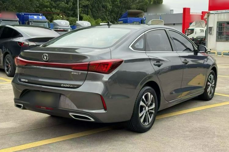 Used CHANGAN Eado 2023 Changan Edition PLUS Blue Whale NE 1.4T GDI DCT Prestige Version
