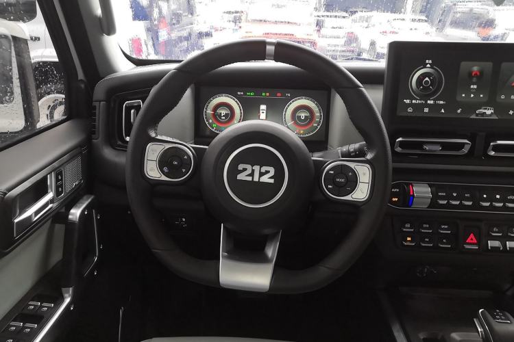 Used 212 T01 2025 Model 2.0T Diesel