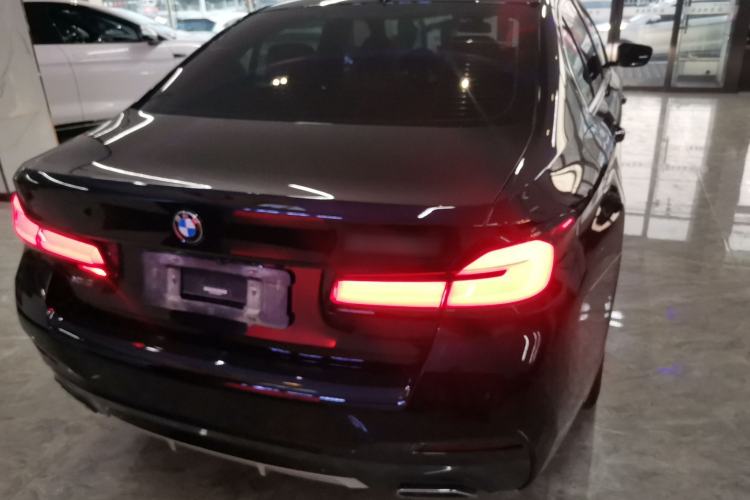 Used BMW 5 Series 2022 Second Facelift 530Li xDrive M Sport Package
