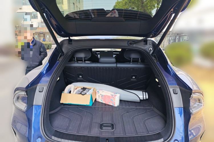 Used Xiaomi Auto YU7 2025 Ultra-Long Range Rear-Wheel Drive Version
