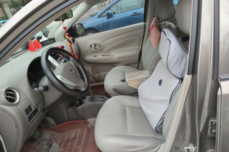 Used Nissan Sunny 2015 1.5XE CVT Master Edition Left Front Seat