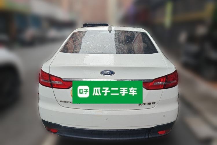 Used Ford Escort 2019 Revised 1.5L Automatic ZhiXiang Version (Tire Pressure Monitoring) China VI Standard Rear