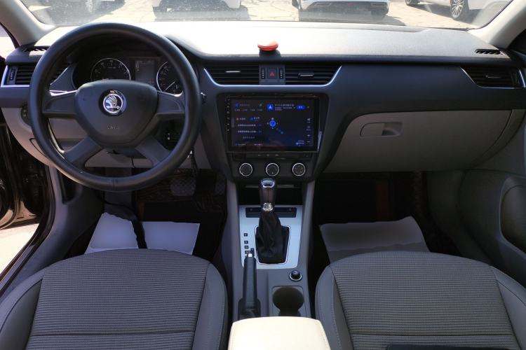 Used Skoda Octavia 2015 1.6L Automatic Yijie Edition