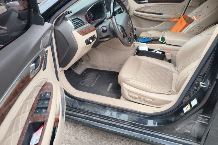 Used GAC Trumpchi GA8 2017 320T Smart Edition Driver Seat