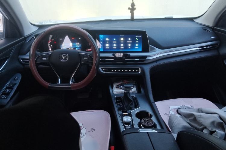 Used CHANGAN CS75 PLUS 2022 Classic Edition 1.5T Automatic Pioneer Model
