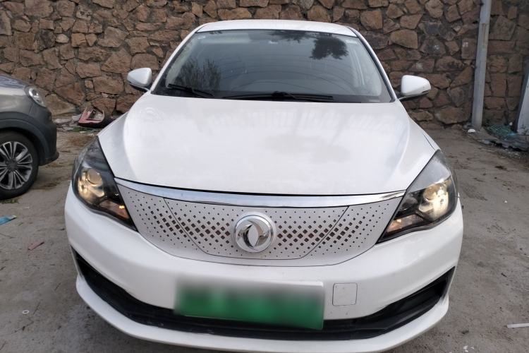 Used Dongfeng Aeolus E70 2023 500 Smart Version Lithium Iron Phosphate 48.6 kWh 110 kW