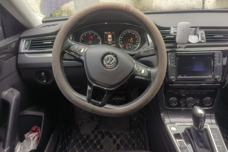 Used Volkswagen Passat 2016 330TSI DSG Prestige Edition Steering Wheel